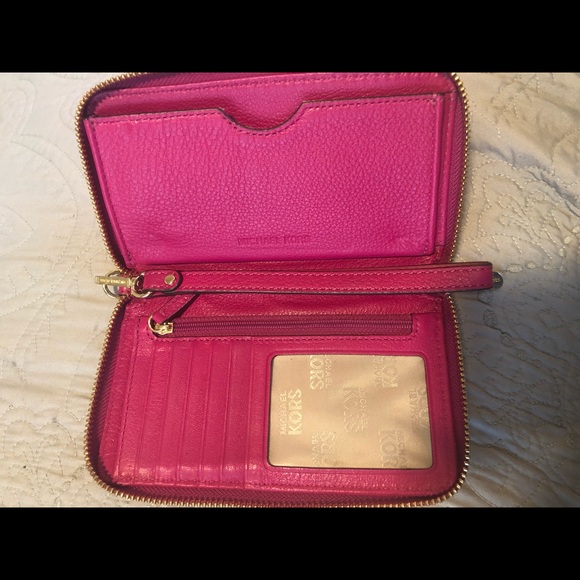 Michael Kors Authentic Wristlet - Picture 3 of 5